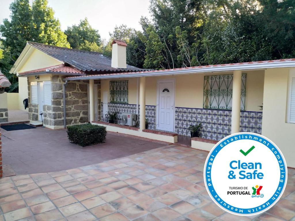 Metro Vilar Suites & Villas Vilar do Pinheiro Zewnętrze zdjęcie