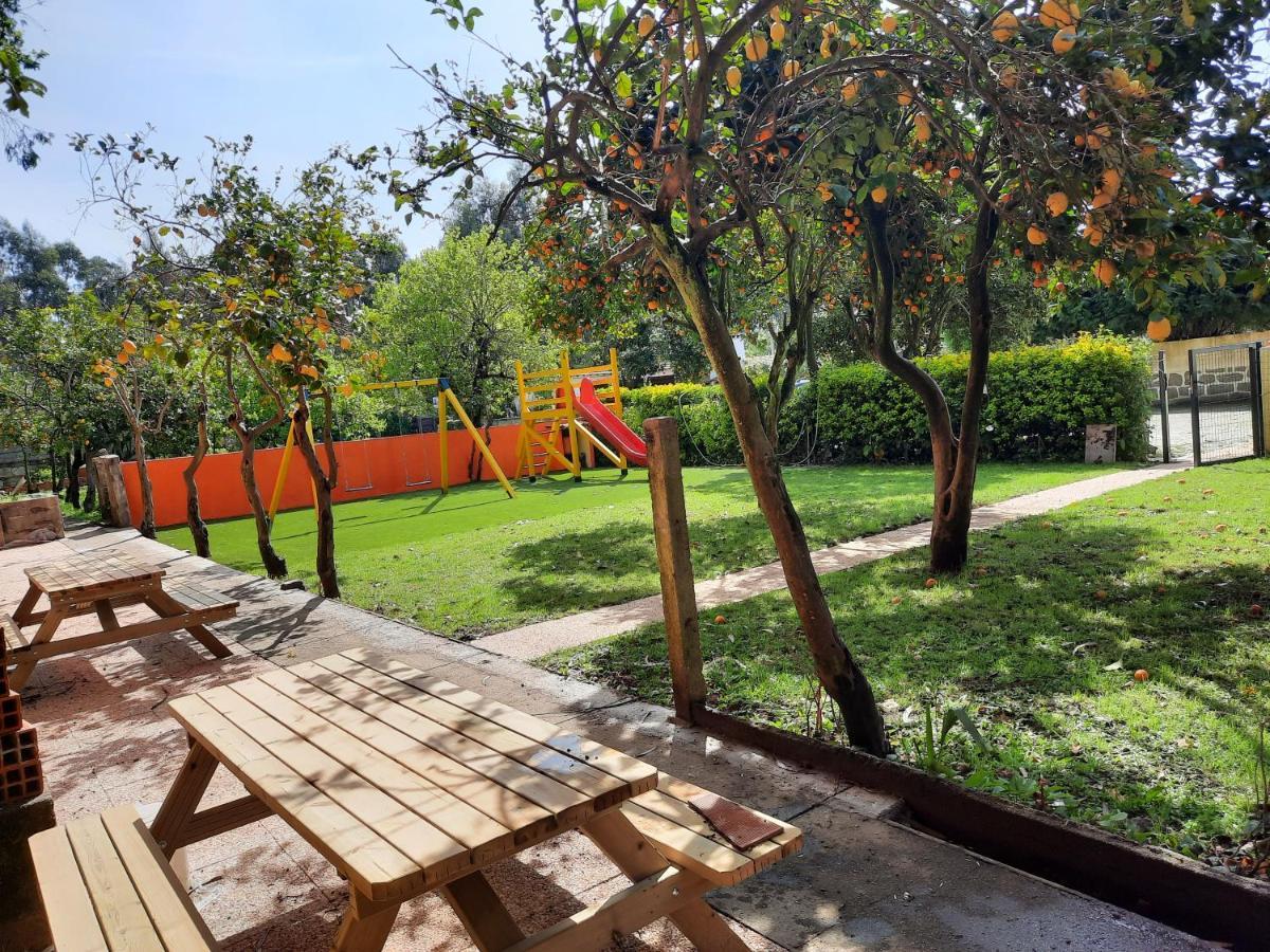 Metro Vilar Suites & Villas Vilar do Pinheiro Zewnętrze zdjęcie