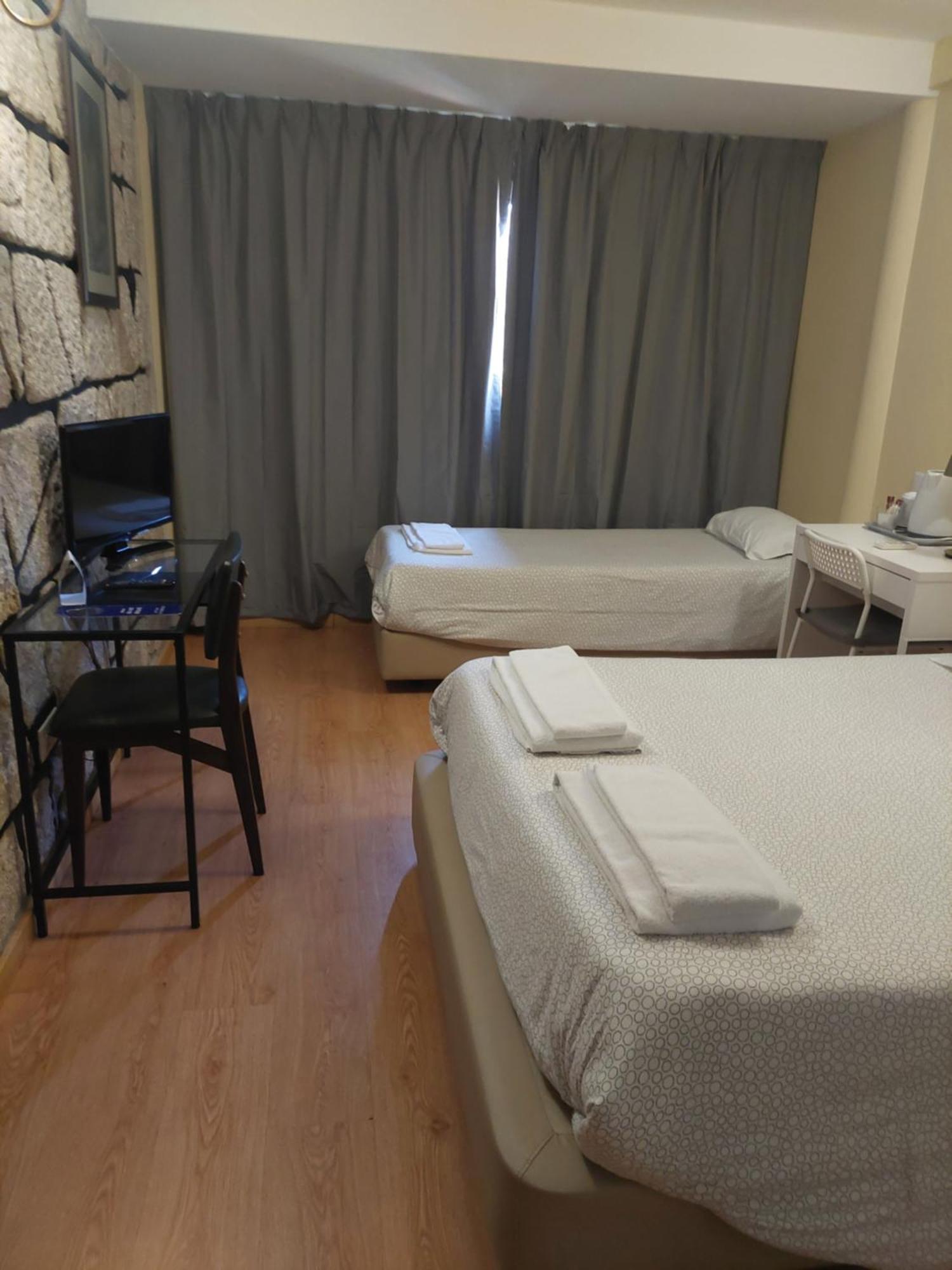 Metro Vilar Suites & Villas Vilar do Pinheiro Pokój zdjęcie
